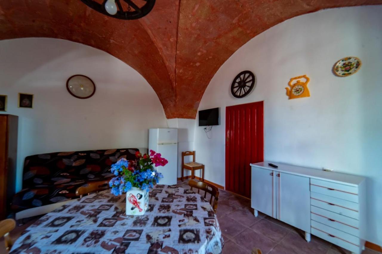 Villa Potenza Галатоне Екстериор снимка